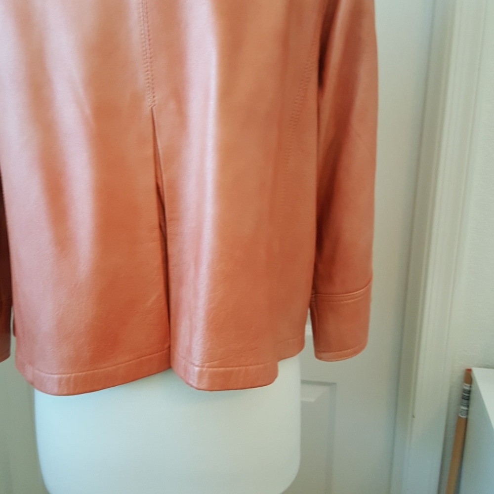 Leather jacket - Picture 3 of 6